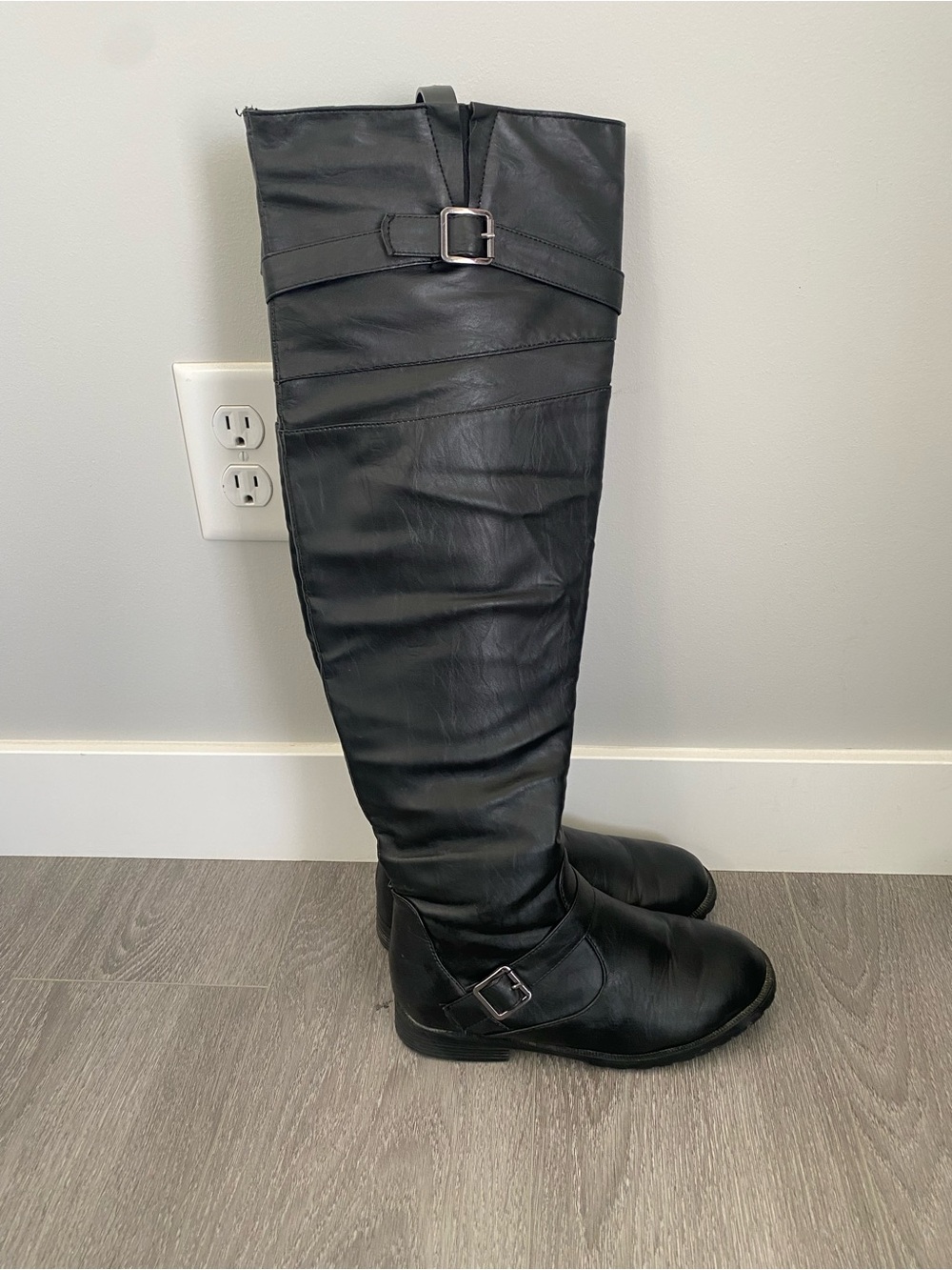 Classic Black Knee-High Riding Boots